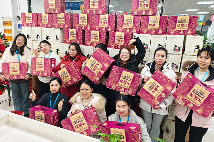 悦家专属，温暖抵达｜悦来悦好2026年新春礼暖心派送